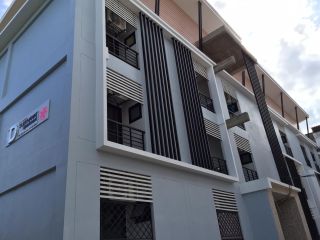 Sukkhawat Apartment