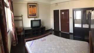 Room for monthly rent in Sathorn